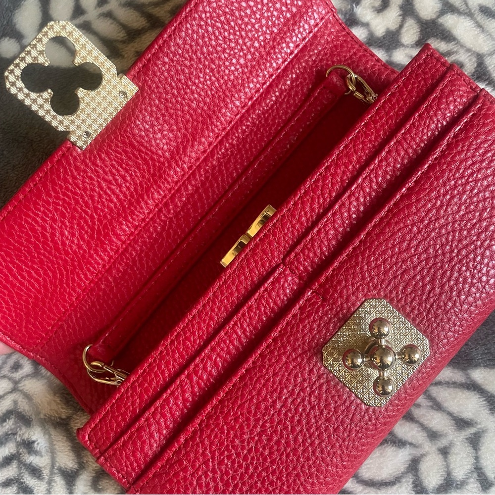 🍒Ruby Red Clutch - Picture 4 of 6